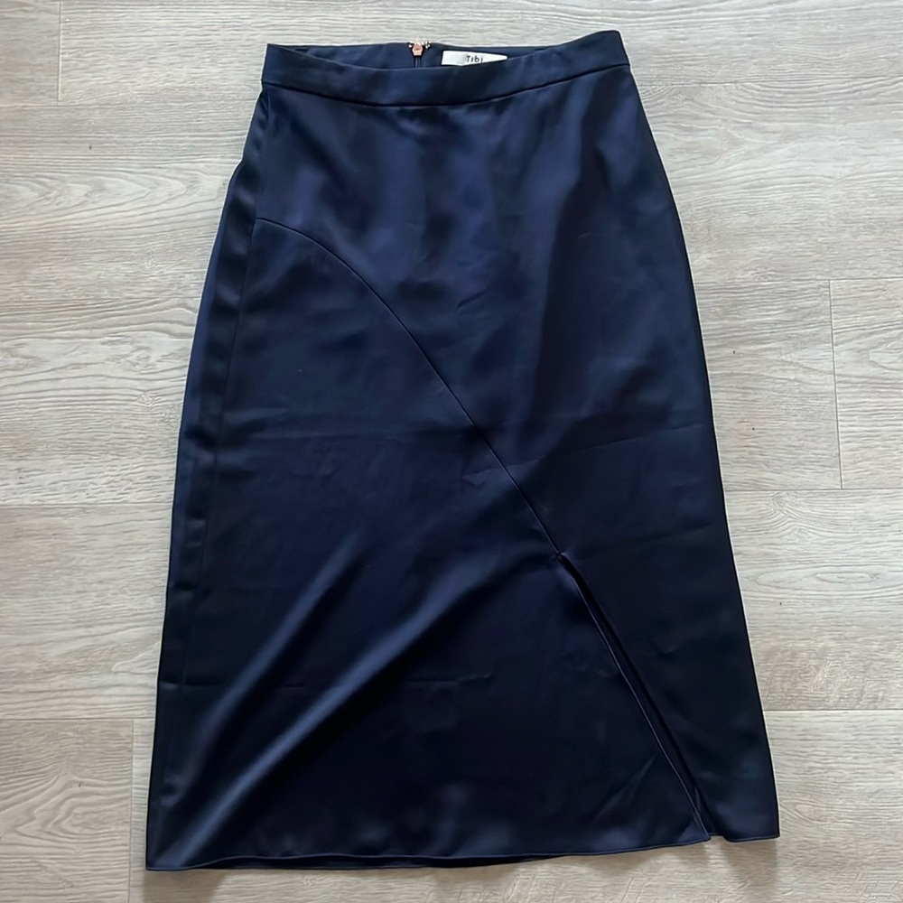 Tibi satin skip skirt with slit - size 2